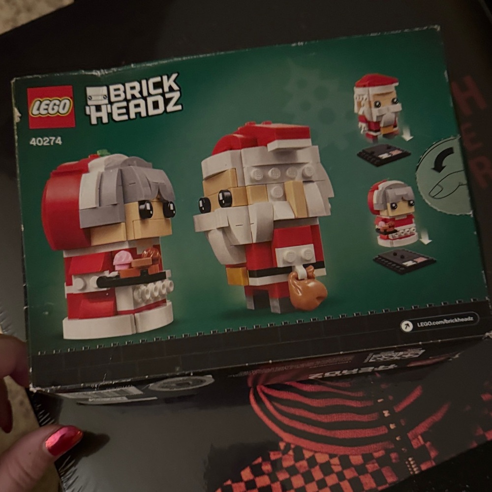 LEGO BrickHeadz Holiday Santa & Mrs. Claus